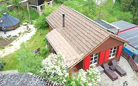 aschis Lodge 2